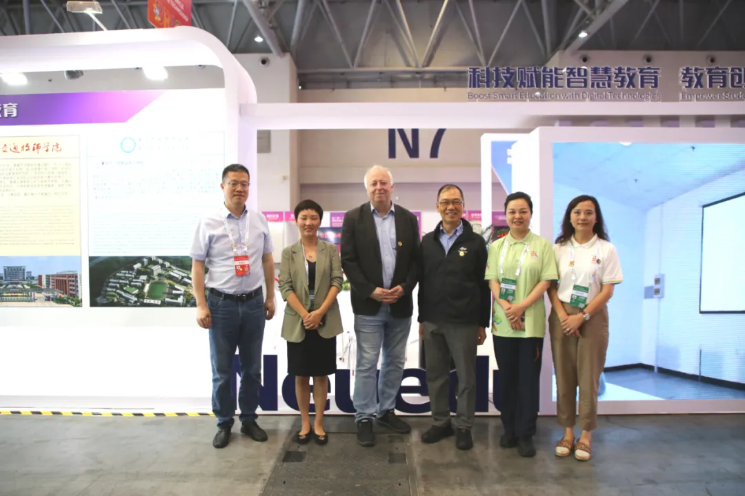 助力第二届“一带一路”国际技能大赛智能汽车软件技术表演赛顺利举办